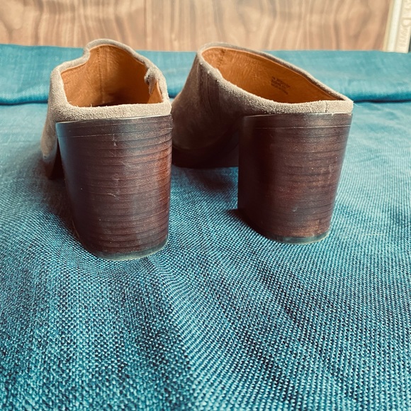 Frye Brown Suede Joan Mule - Picture 7 of 9